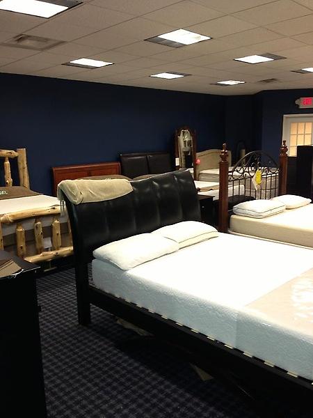 Loose Family Furniture and Flooring gallery image 7
