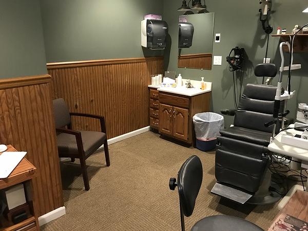 Knapp EyeCare Center, Inc The gallery image 2