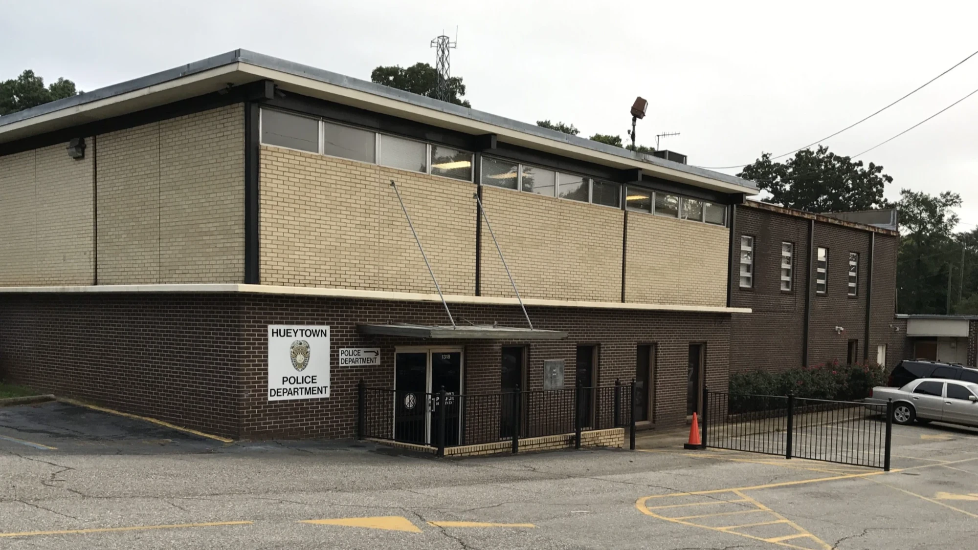 Hueytown Police Department building