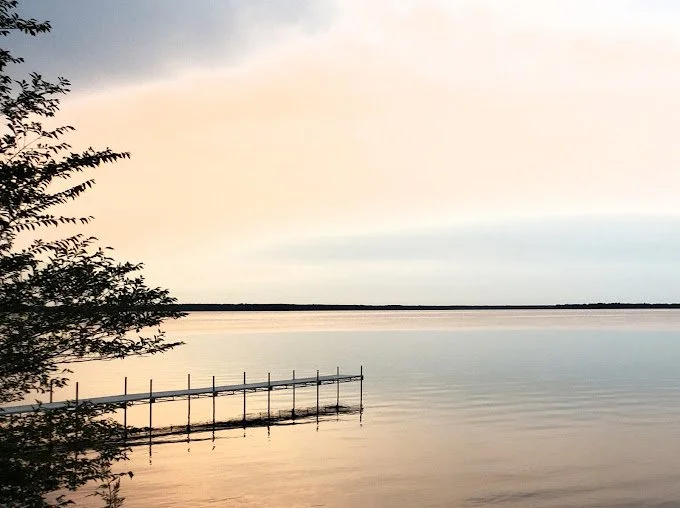 Castle Rock Lake Motel & RV Park in Adams County