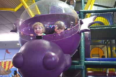 Memorial Day UNLIMITED Attractions Wristband gallery image 4