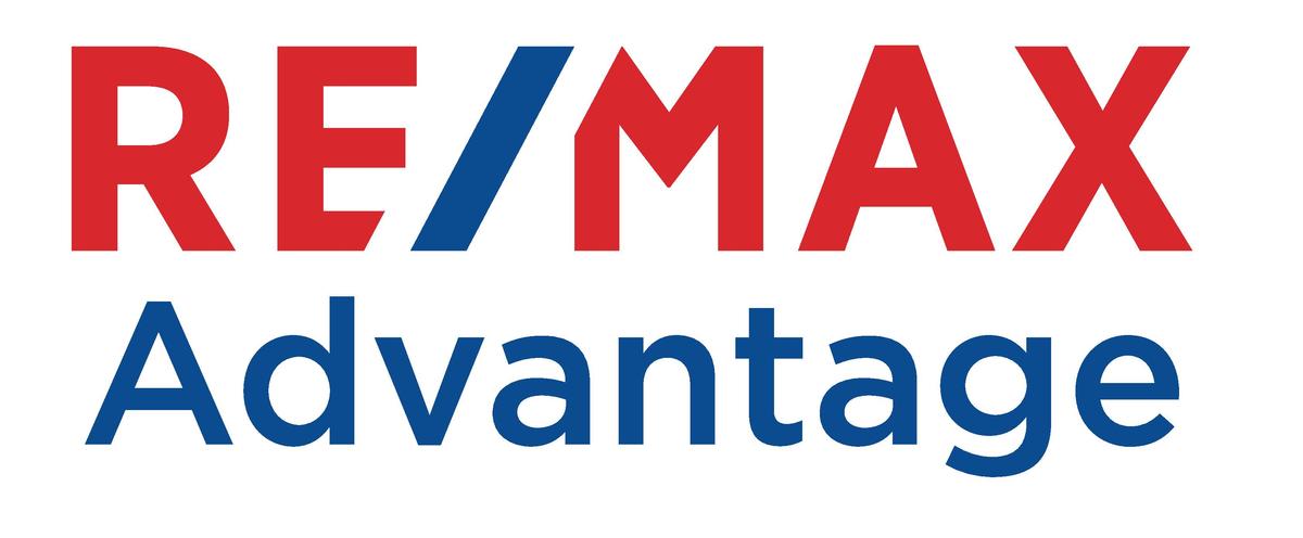 REMAX Advantage gallery image 4