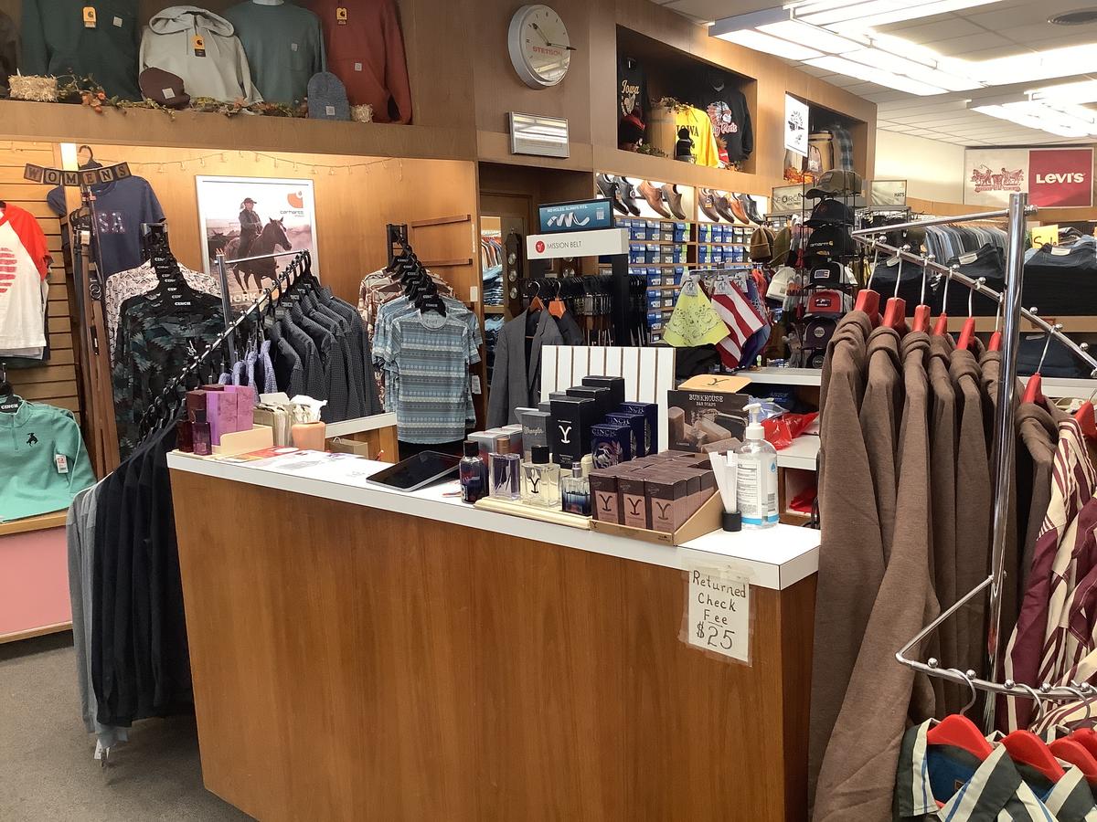 Jim Irelan Men's Wear gallery image 3