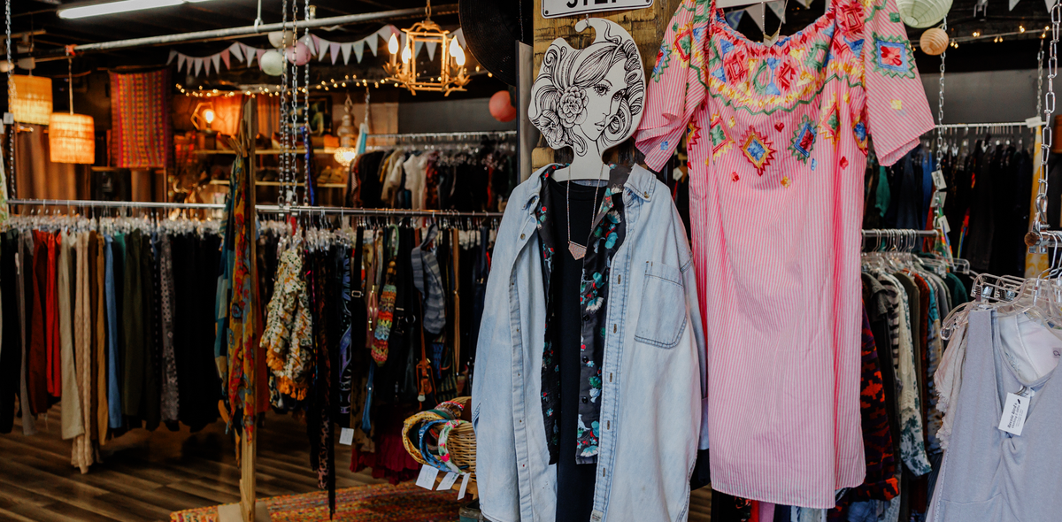 Reenie Bird's Clothing and Gifts gallery image 2
