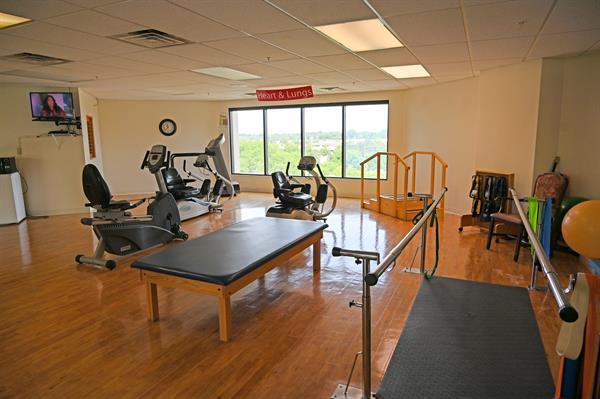Lexington Square Retirement Community gallery image 7