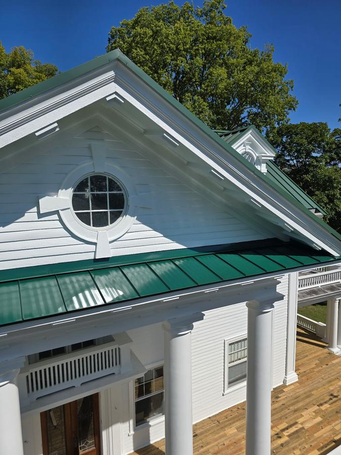 Bull Run Roofing gallery image 7
