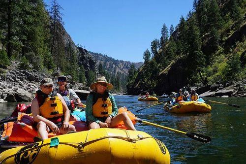 Elk Cove Explores: Rafting the White Salmon header image