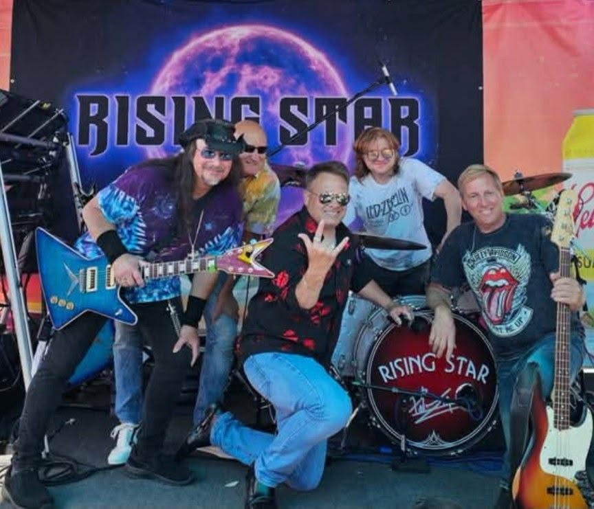 Live Music: Rising Star Comes To Mo's! header image