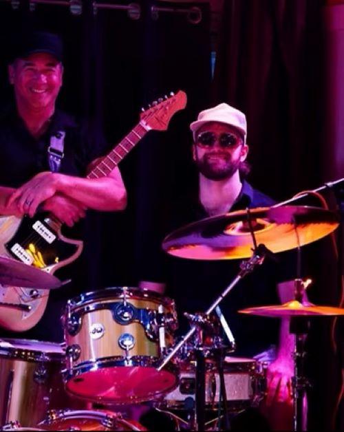 Live Music- Newspaper Taxi header image