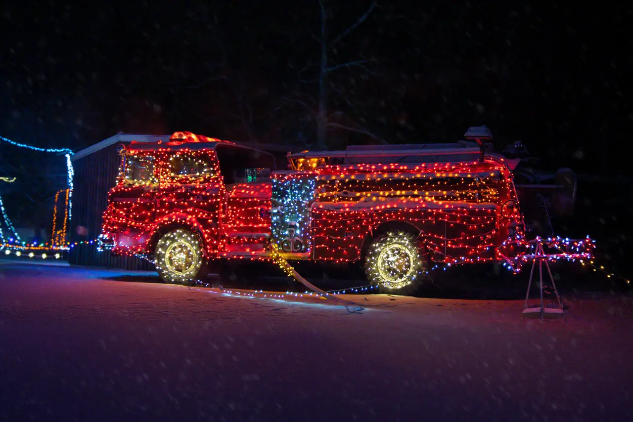 Holiday light display truck