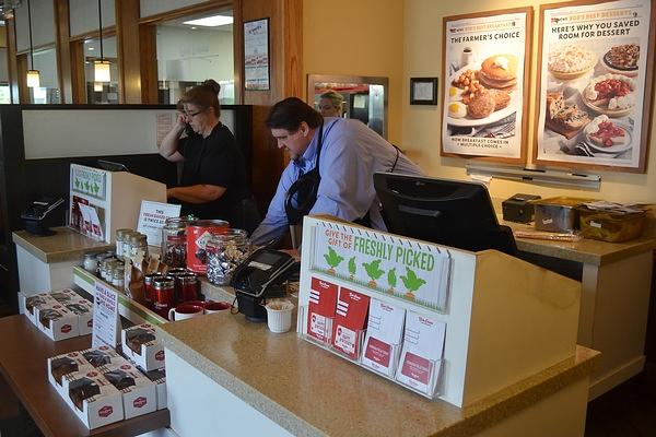 Bob Evans Restaurant gallery image 4