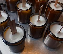 CandlesLitt logo