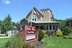 Walton Moore Funeral Home logo