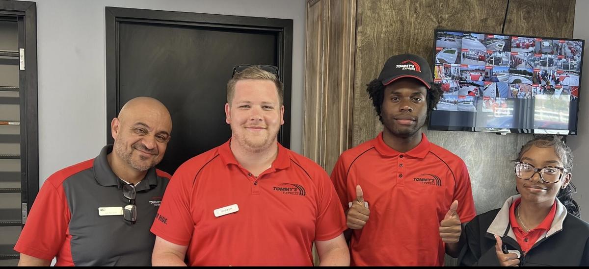 Tommy's Express Car Wash gallery image 3