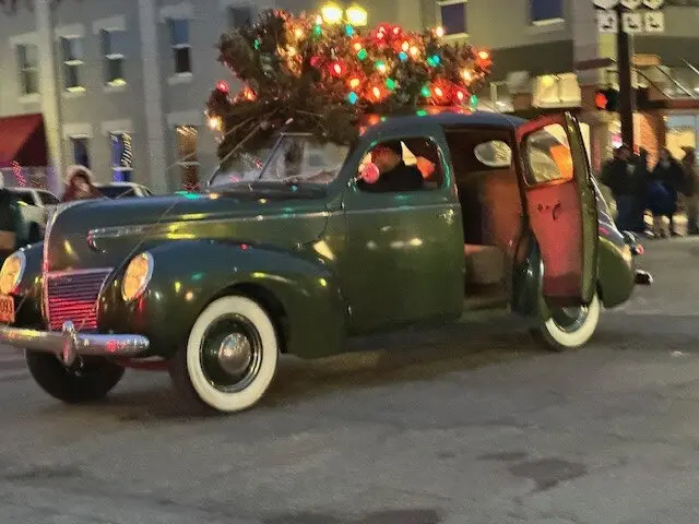 Vintage car decorated for the holidays
