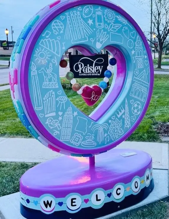 Kearney Parade of Hearts installation