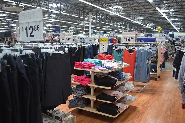 Wal-Mart gallery image 3