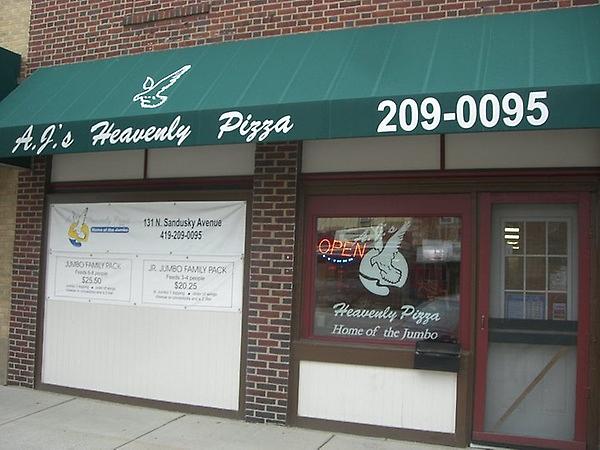 AJ's Heavenly Pizza gallery image 1