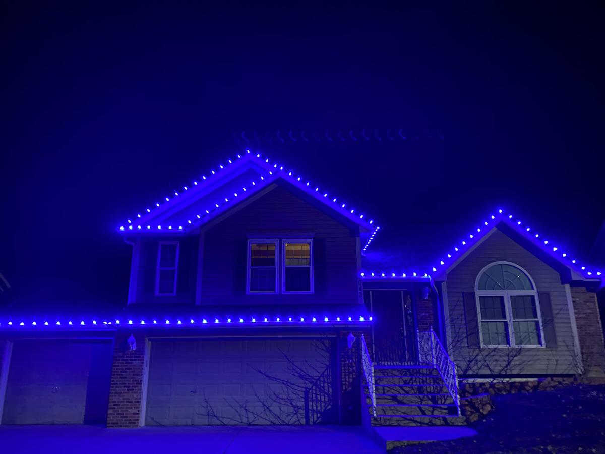 Santa's Holiday Lighting LLC gallery image 3