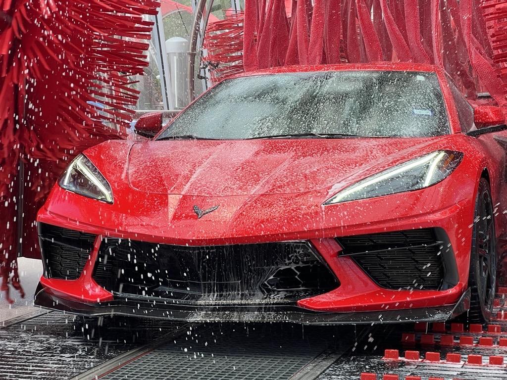 Tommy's Express Car Wash gallery image 1