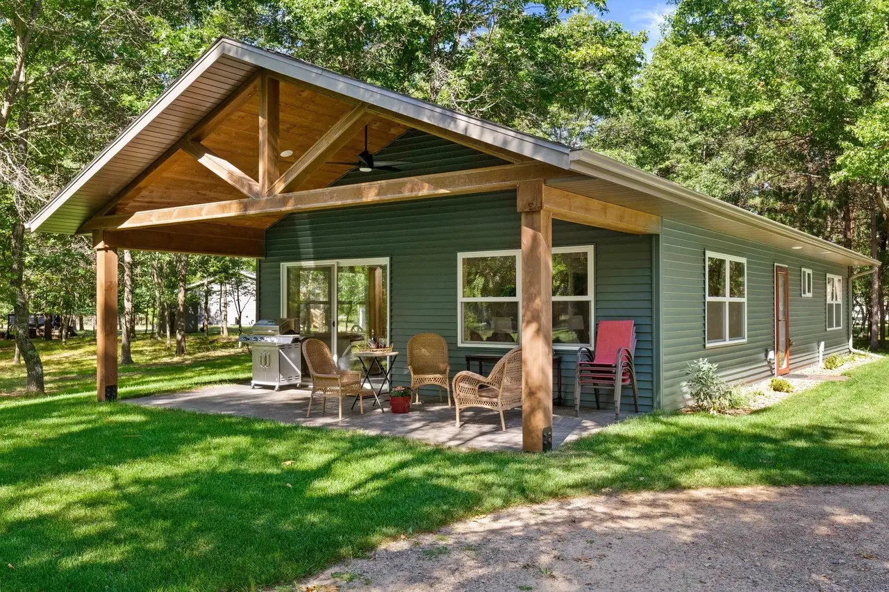Lakes Area Rentals in Adams County