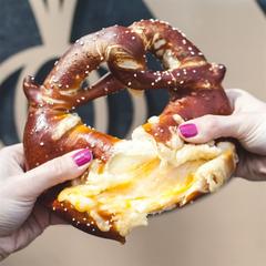 Gnarly Knots Pretzel Company logo