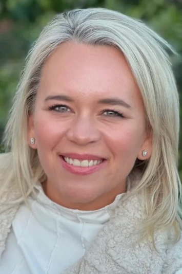 LISA KRIEGEL portrait