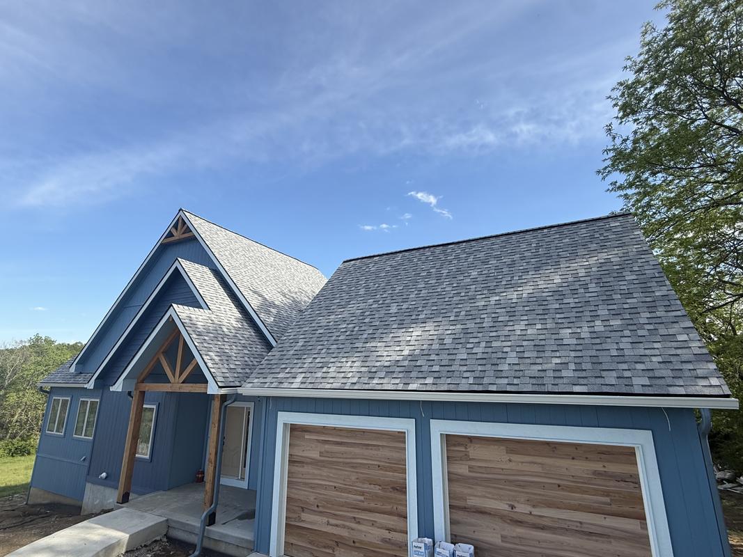 Bull Run Roofing header image