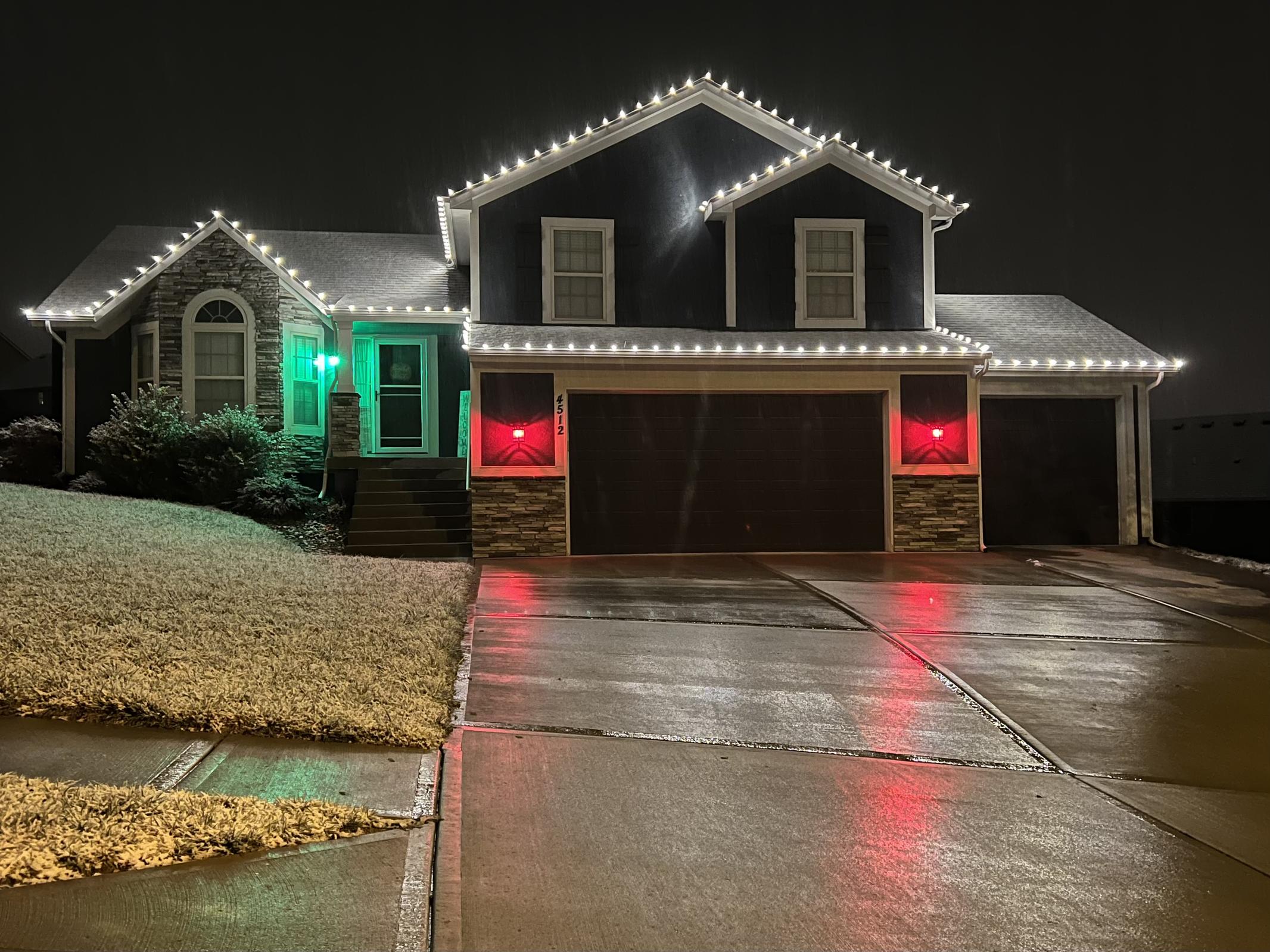 Santa's Holiday Lighting LLC gallery image 4