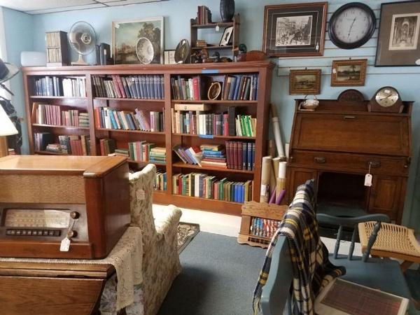 Northglen Antiques gallery image 3