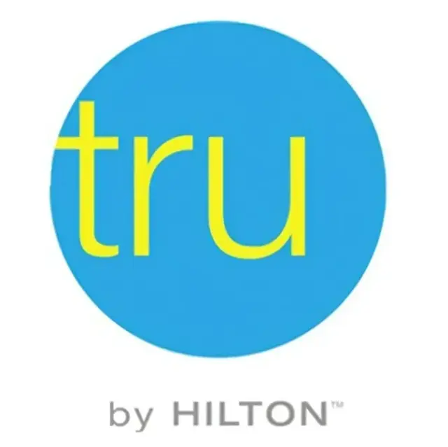 Tru by Hilton logo