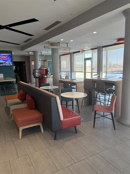 avid Hotel gallery image 1