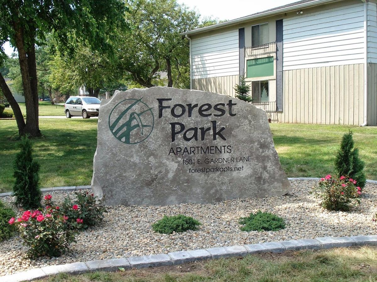 Forest Park Apartments gallery image 3