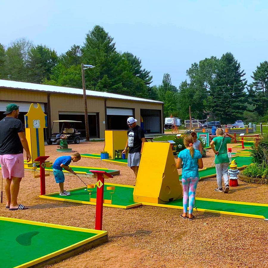 Pineland Camping Park gallery image 1