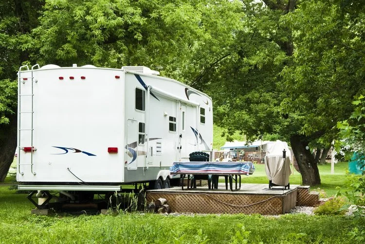 Rabl’s Pinequilizer Campground & Mobile Park in Adams County