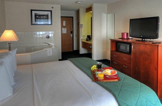 Quality Inn by SK Hospitality LLC gallery image 1
