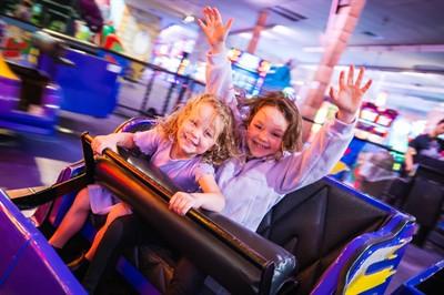 July 4th UNLIMITED Attractions Wristband gallery image 1