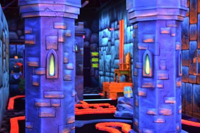 Dads Play Miniature Golf FREE on Father's Day gallery image 4